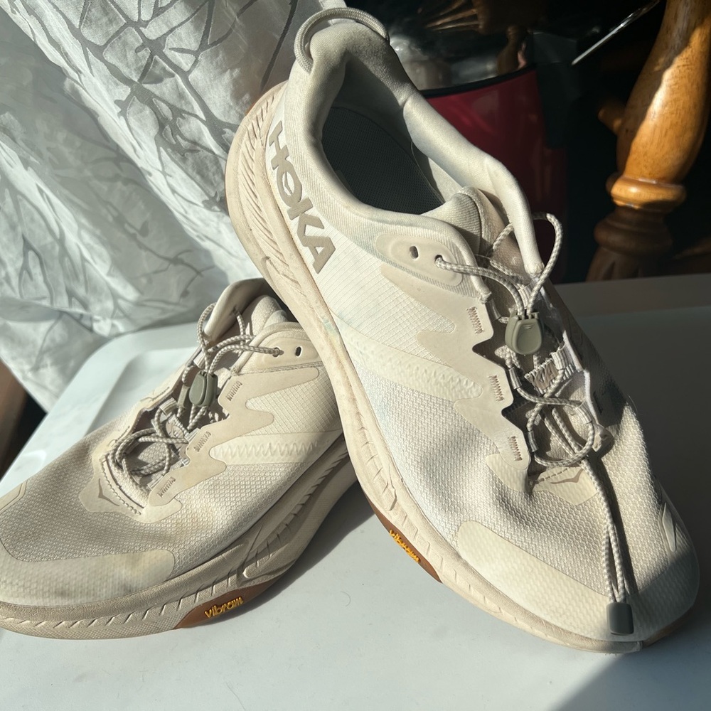 Hoka Transport size 9.